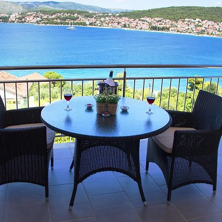 Apartments Kelic Трогир Стая снимка